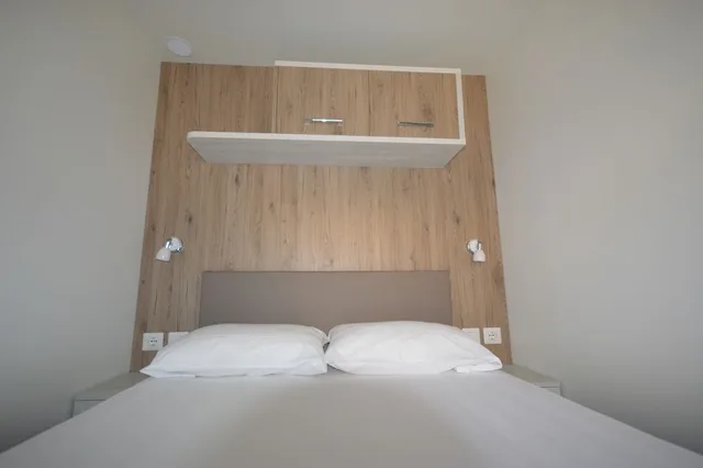 Club, Mobile Home, Double and Twin Beds، Camping Village Panoramico Fiesole 2/4