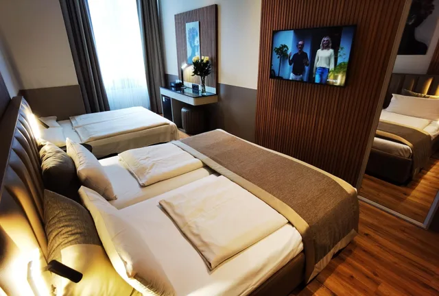 غرفة قياسية رباعية، Arthotel Munich 9/10
