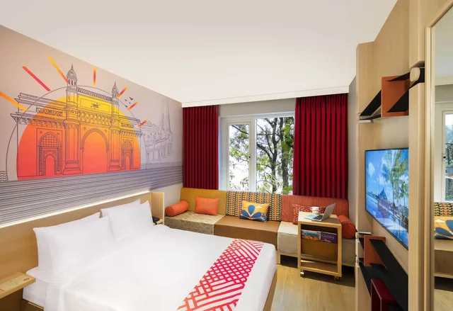 Deluxe Queen Room, Ginger Mumbai Airport 1/3