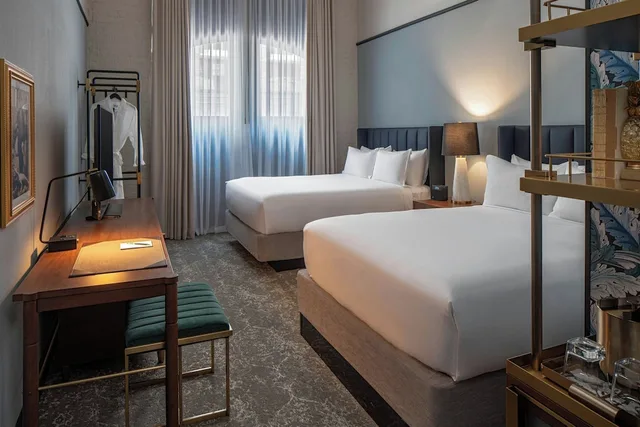 Suite, 2 Queen Beds, Magazine View, Sofa، The Eliza Jane, Autograph Collection 3/5