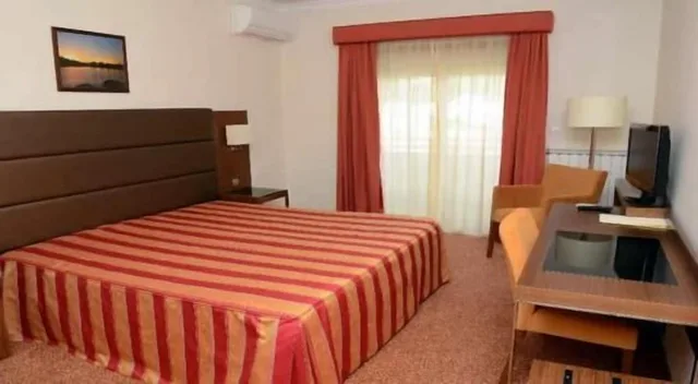غرفة قياسية بسرير مزدوج، HOTEL AGUIAR DA PENA 1/1