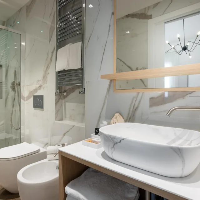 غرفة عائلية، Hotel Globus 4/4