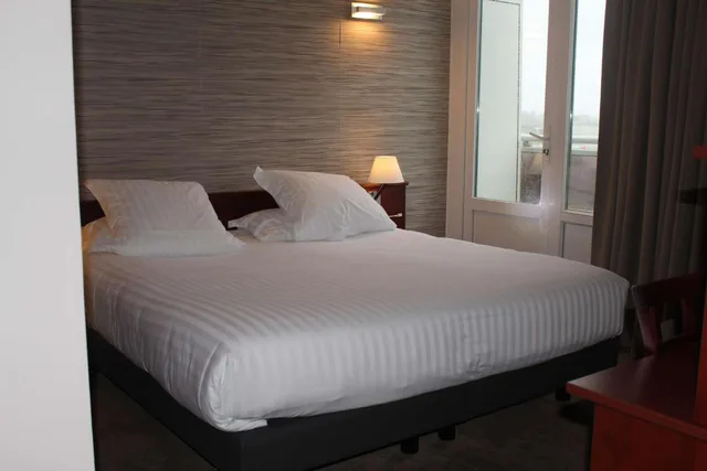 جناح، Brit Hotel Saint Brieuc St Brieuc Langueux 2/9