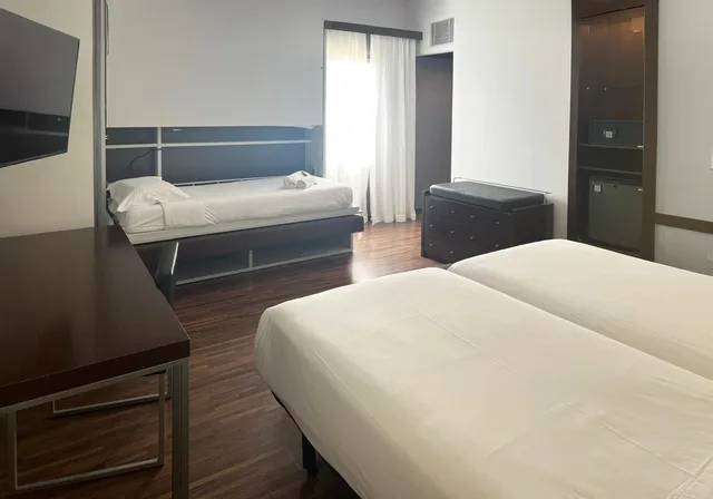 غرفة عائلية مفردة، Hotel Sercotel Ciutat D Alcoi 1/4