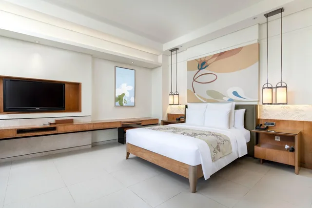 استوديو بسرير كينج بإطلالة على البحر، Renaissance Sanya Resort and Spa 3/7