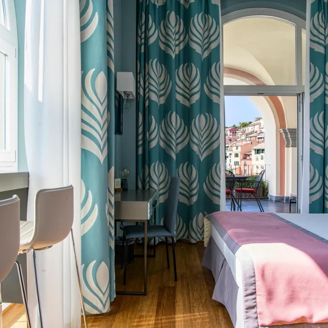 جناح جونيور بإطلالة على البحر بشرفة، Grand Hotel Portovenere 4/6
