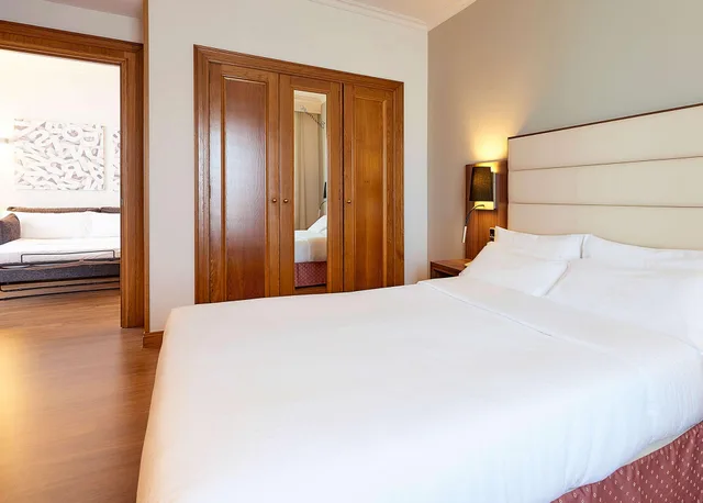 جناح جونيور، Hotel Vigo Los Galeones Affiliated By Melia 2/5