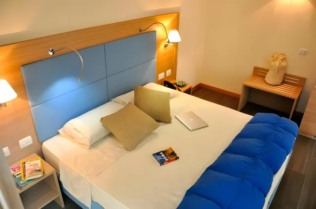 غرفة بسريرين مزدوجين، Hotel 325 Tor Vergata 1/1
