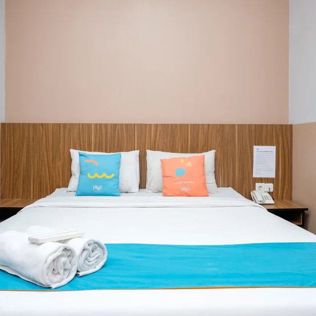غرفة سوبيريور بسرير مزدوج، Sans Hotel Rajawali Surabaya 8/10
