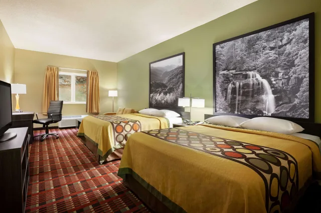 غرفة بسريرين كوين لذوي الإعاقة، Super 8 By Wyndham Cherokee 2/3