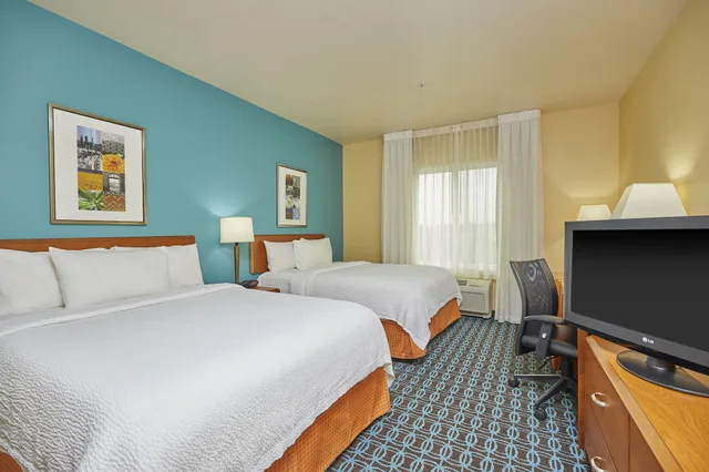 غرفة بسريرين كوين، Fairfield Inn Suites By Marriott Burlington 2/5