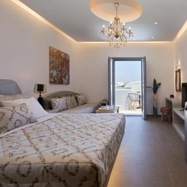 جناح بسرير كينج بجاكوزي، Amara Suites Santorini 2/10