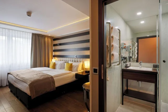 غرفة أساسية بسرير مزدوج، Skyline Hotel 1/1