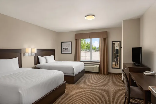 غرفة بسريرين كوين، Travelodge Suites by Wyndham Estevan 3/8
