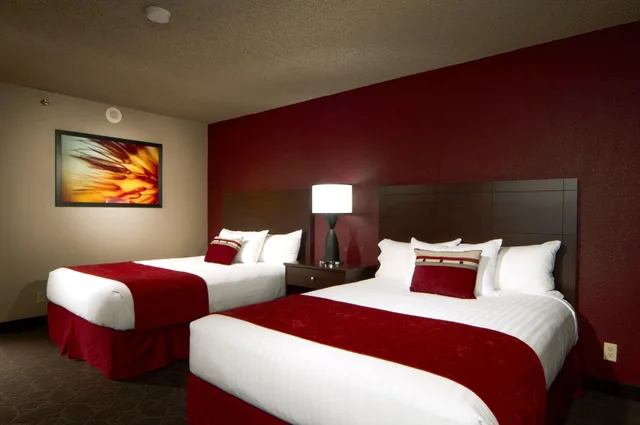 Sedona, 2 Queen Beds, Smoking، Edgewater Hotel Casino 1/5