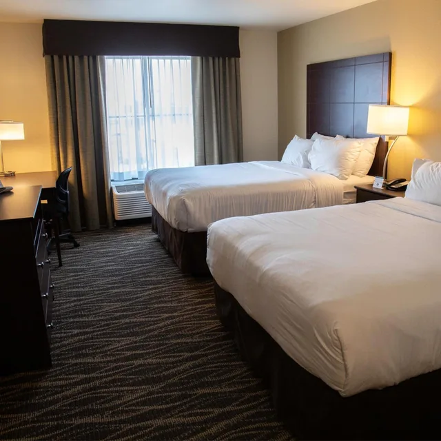 استوديو بسرير كوين لذوي الإعاقة، Cobblestone Hotel & Suites - Two Rivers 5/7