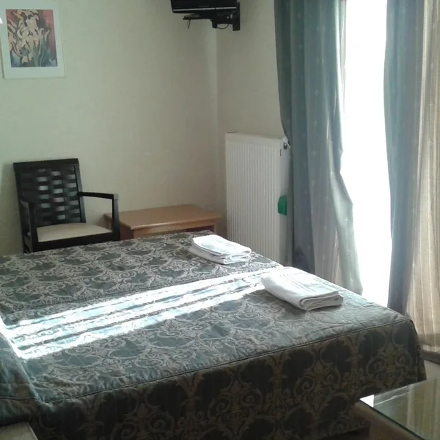 Room, Double Bed, Four Seasons Skg Thessaloniki 10/10