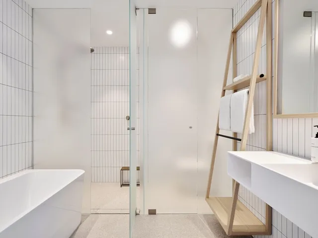 شقة فاخرة بسرير كينج مع أريكة، Little National Hotel Newcastle 3/3