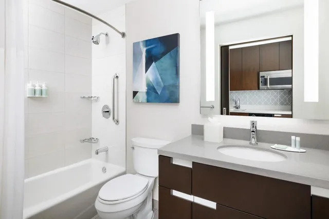 Studio, 2 Queen Beds, Partial City View, Bathtub, Accessible، Residence Inn by Marriott New York Downtown Manhattan/World Trade Center Area 5/6