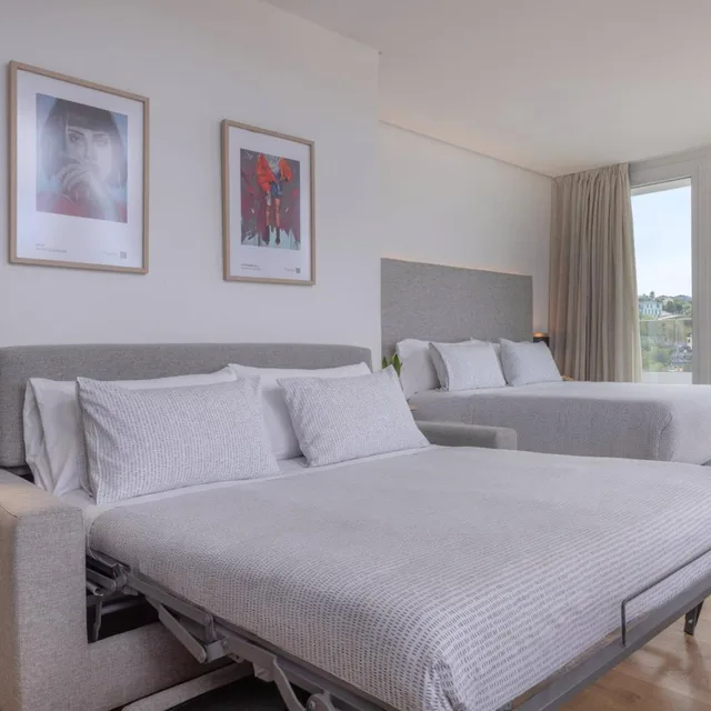 Junior Suite, Triple, Terrace, Hotel San Sebastian Orly, Affiliated by Melia 1/4