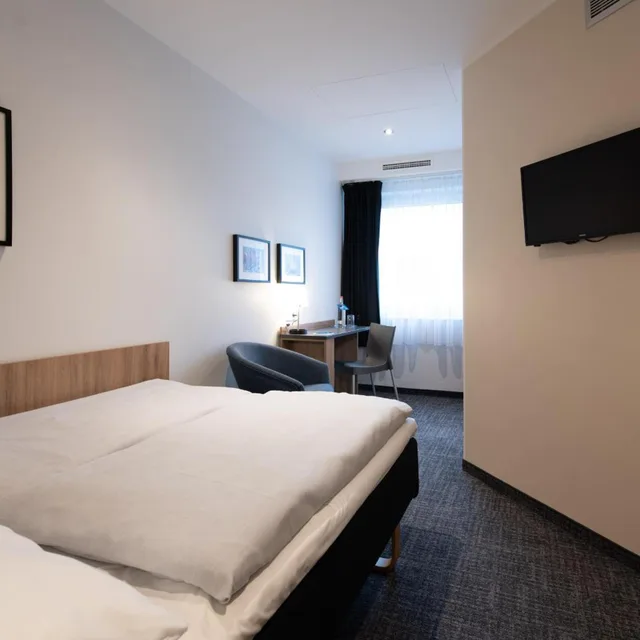 غرفة مفردة، Egon Hamburg City 2/8