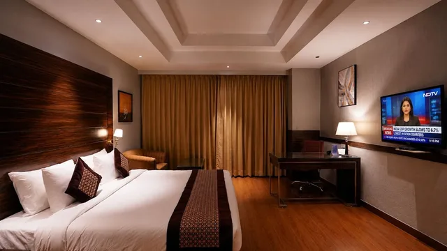 غرفة ديلوكس بسرير كينج، Stellar Resorts 1/10
