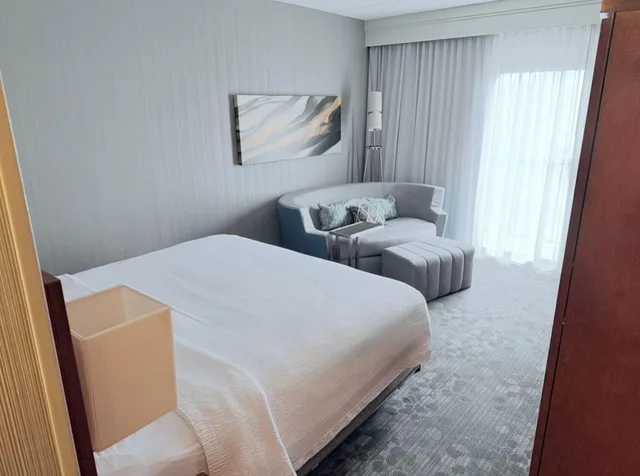 غرفة بسرير مزدوج لذوي الإعاقة، Courtyard Fishkill by Marriott 2/5