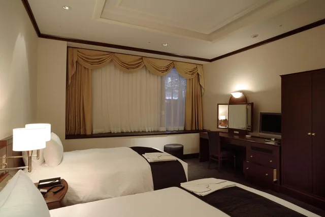 Junior Suite, Twin Beds, Executive Level، Sapporo Grand Hotel 3/5