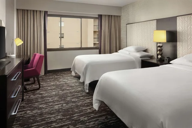 1 Bedroom, Suite, 2 Double Beds, Accessible, Embassy Suites By Hilton Crystal City National Airport 2/5