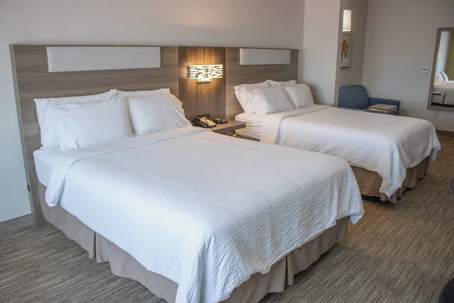 Suite, 2 Queen Beds, Accessible, Holiday Inn Express Suites Temple Medical Center Area 1/4