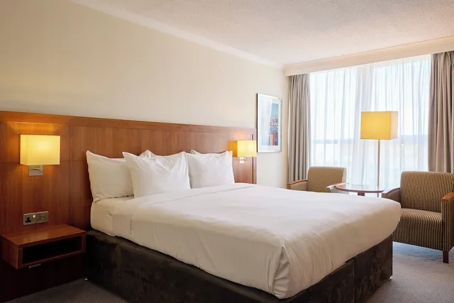 غرفة قياسية بسرير كينج، Holiday Inn Newcastle Gosforth Park By IHG 6/10