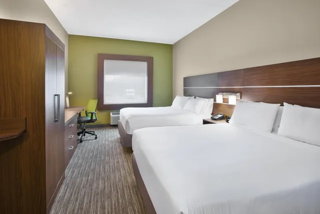 غرفة بسريرين مزدوجين لذوي الإعاقة، Holiday Inn Express & Suites Manchester-Conf Ctr(Tullahoma) 3/5