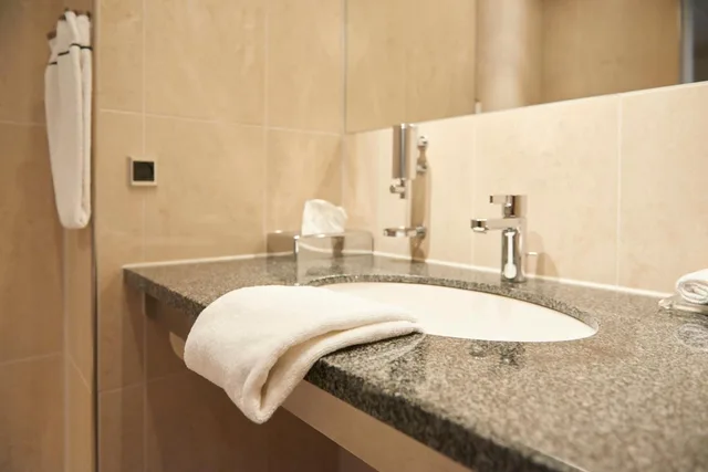 غرفة سوبيريور رباعية، Hotel Britannia 6/7