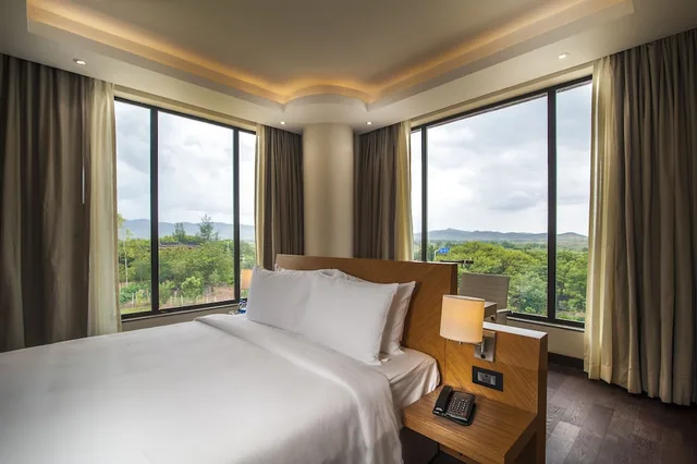 Room, King Bed, Sofa, Plunge Pool، HYATT PLACE HAMPI 1/7