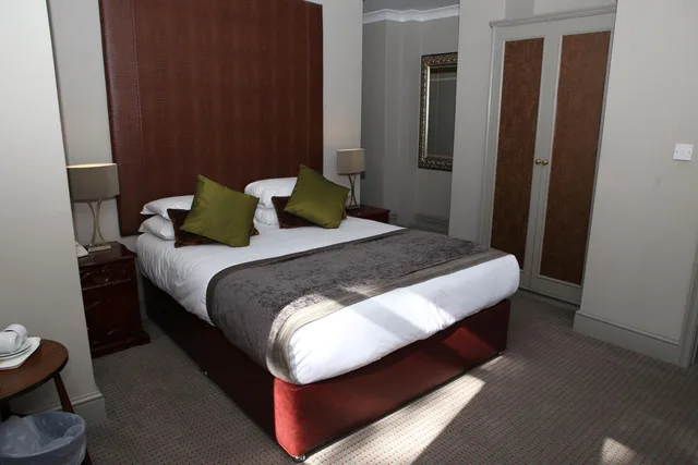 Executive, King Bed, Wards Hotel 1/5