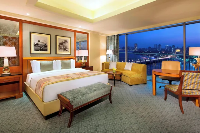 غرفة ديلوكس رباعية بإطلالة، The Nile Ritz-Carlton, Cairo 2/5
