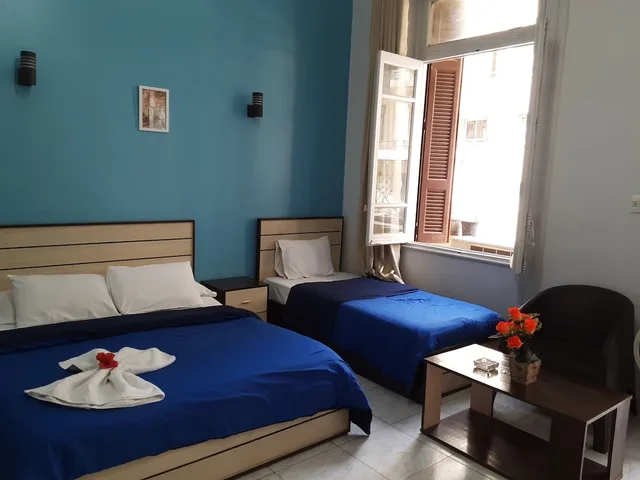 غرفة ديلوكس رباعية بأربعة أسرّة بشرفة، Hostgram Hostel 9/10