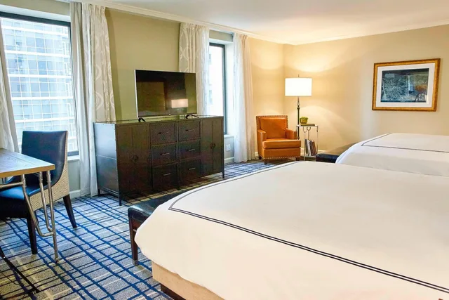 Executive, Studio, King Bed, 2 King Beds, 1 Double and 2 King Beds، The Adolphus, Autograph Collection 2/7