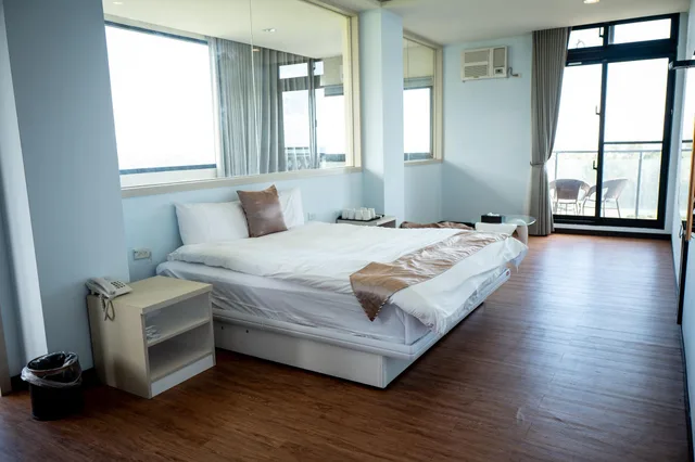 غرفة بسريرين كوين، Starry Inn 2/2