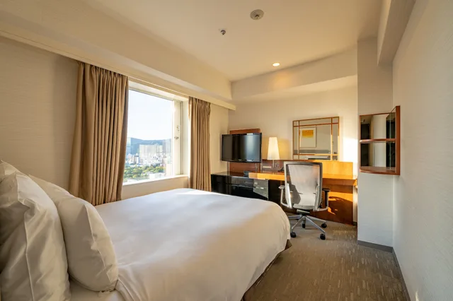 غرفة قياسية بسرير مزدوج مع دخول صالة النادي لذوي الإعاقة، Ana Crowne Plaza Hotel Hiroshima 1/5