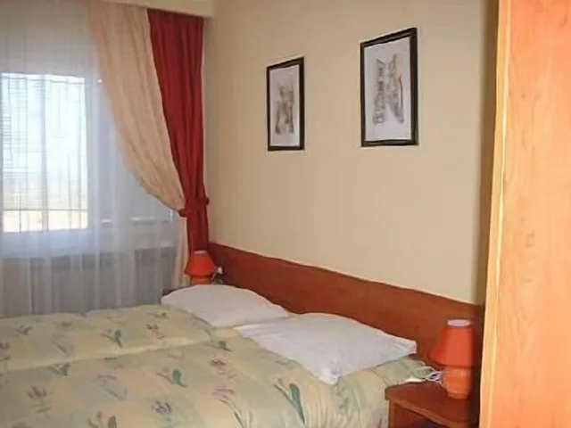 غرفة أساسية بسرير مزدوج أو سريرين منفصلين، Pula Hotel 3/4