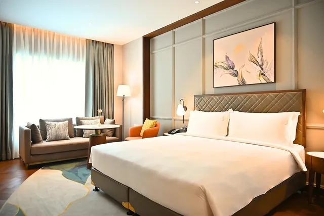 Club, King Bed, Club Floor, High Floor، Holiday Inn New Delhi Mayur Vihar Noida 2/10