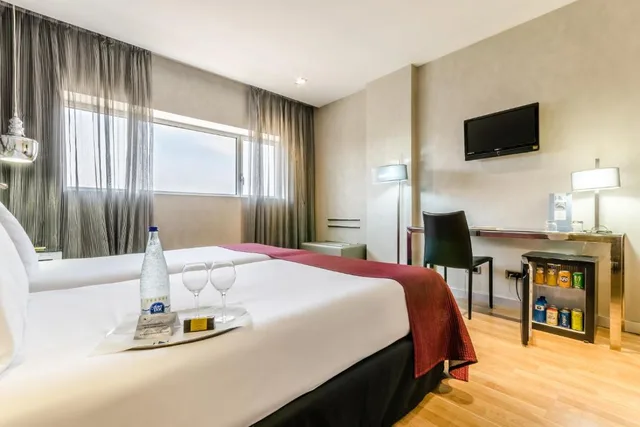 غرفة قياسية مفردة بسرير مزدوج، Eurostars Executive 1/4