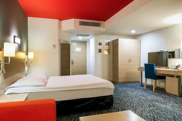 جناح جونيور بسرير كوين في طابق مرتفع، Radisson hotel Baku 6/10