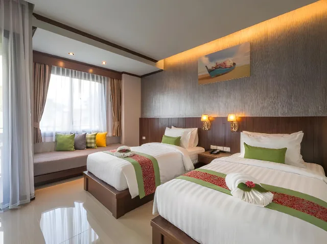 Deluxe Cliff View، Andaman Breeze Resort 1/2
