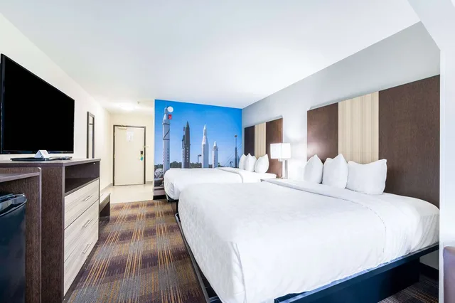 جناح بسريرين كوين، Clarion Pointe Madison-Huntsville 2/4