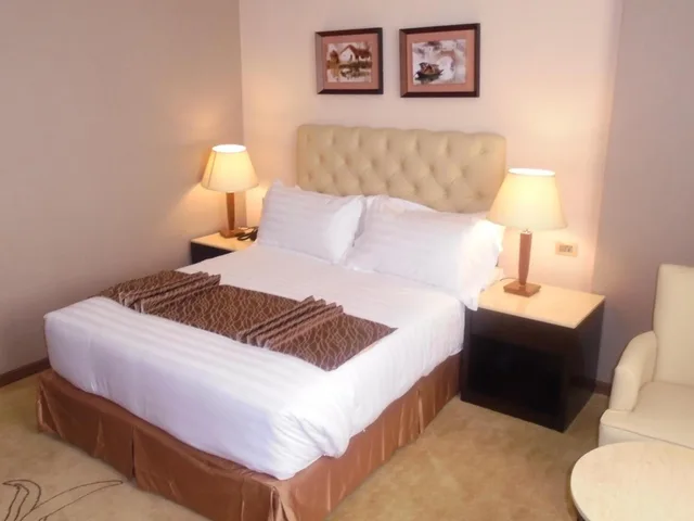 جناح جونيور، Getfam Hotel 4/8