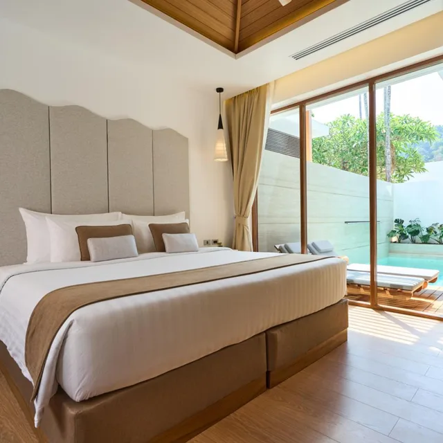 Pool, Villa, King Bed, Malisa Villa Suites 2/9