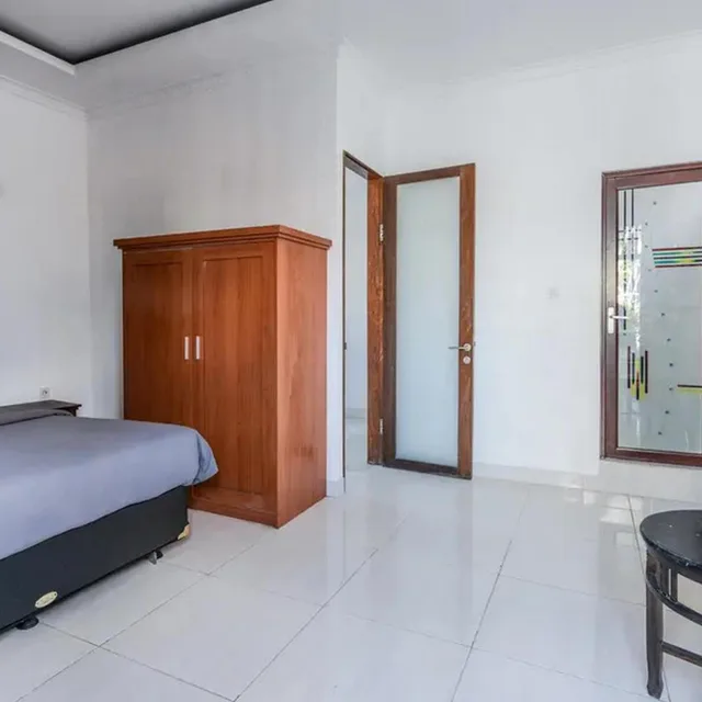 جناح، OYO 4003 Ceria Guesthouse Seminyak 7/10