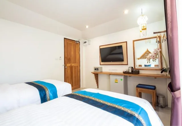 غرفة سوبيريور بسريرين منفصلين، Anumat Premium Budget Hotel 1/6